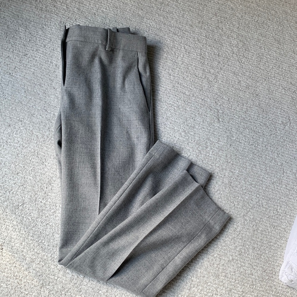 Treeca 2 new pure flannel light grey like new!